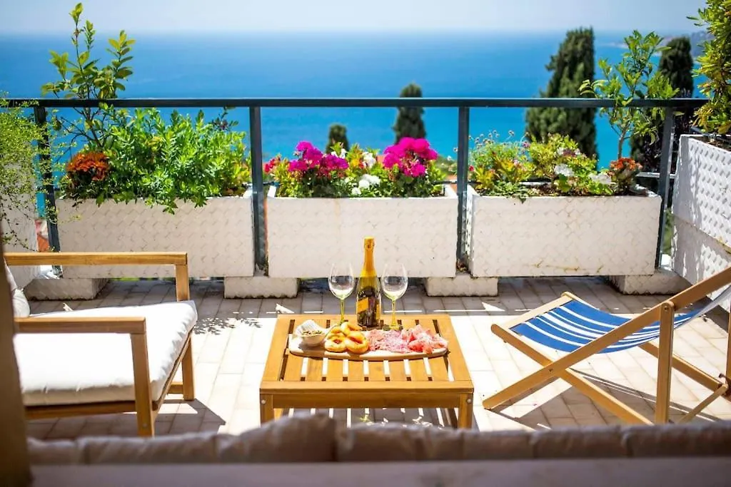 Appartamento Il Grande Blu - Vista Panoramica Sul Golfo Ospedaletti