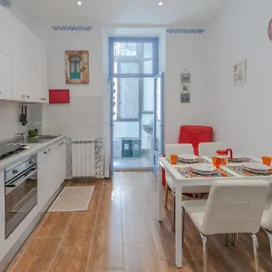 Appartamento Casa Rene, Savona